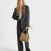 Bolso mediano de piel Bolso mediano de piel