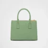 Bolso mediano de piel de avestruz Prada Galleria Bolso mediano de piel de avestruz Prada Galleria