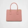 Bolso mediano de piel de avestruz Prada Galleria Bolso mediano de piel de avestruz Prada Galleria