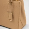 Bolso mediano de piel de avestruz Prada Galleria Bolso mediano de piel de avestruz Prada Galleria