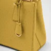 Bolso mediano de piel de avestruz Prada Galleria Bolso mediano de piel de avestruz Prada Galleria