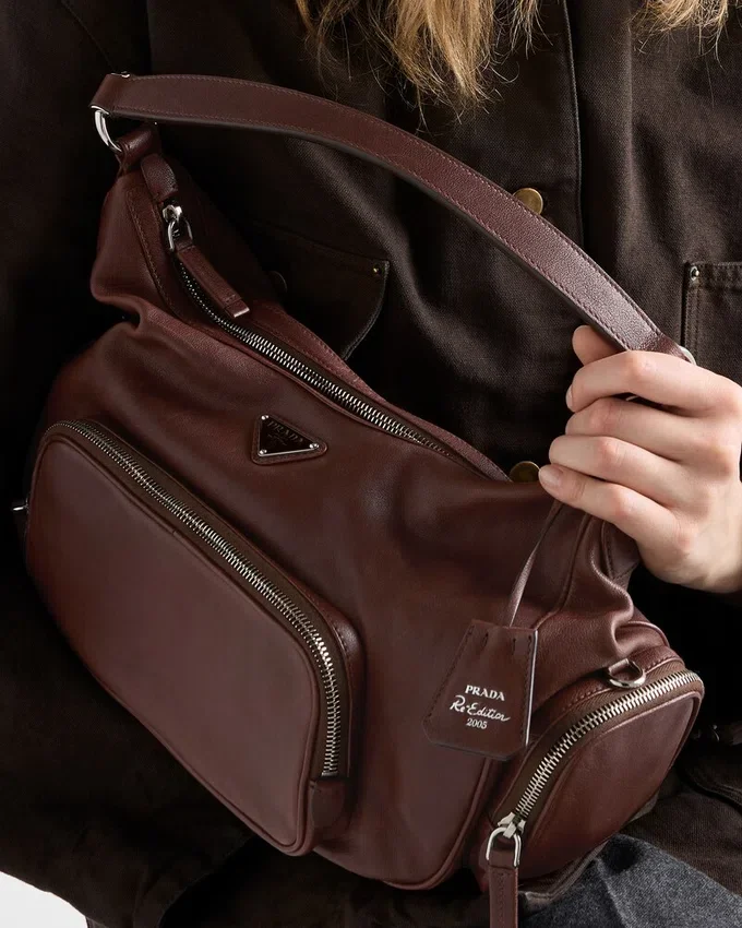 Bolso mediano de piel lavada Bolso mediano de piel lavada
