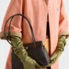 Bolso mediano de piel Prada Passage con solapa de Re-Nylon Bolso mediano de piel Prada Passage con solapa de Re-Nylon