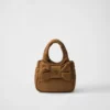 Bolso mini acolchado de Re-Nylon con lazo Bolso mini acolchado de Re-Nylon con lazo