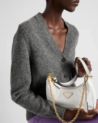 Bolso mini de charol Naplak de Prada, Re-Edition Bolso mini de charol Naplak de Prada, Re-Edition