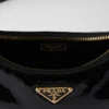 Bolso mini de charol Naplak de Prada, Re-Edition Bolso mini de charol Naplak de Prada, Re-Edition