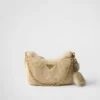 Bolso mini de piel de oveja Prada Re-Edition Bolso mini de piel de oveja Prada Re-Edition