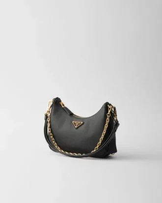Bolso mini de piel Saffiano Prada Re-Edition Bolso mini de piel Saffiano Prada Re-Edition