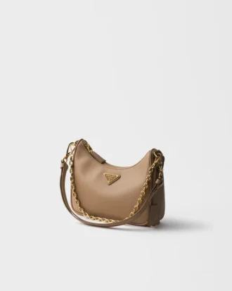 Bolso mini de piel Saffiano Prada Re-Edition Bolso mini de piel Saffiano Prada Re-Edition