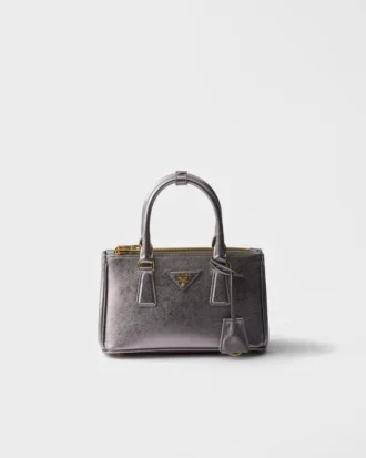 Bolso mini Prada Galleria de piel Saffiano charolada Bolso mini Prada Galleria de piel Saffiano charolada