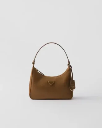 Bolso mini Prada Re-Edition 2005 de Re-Nylon y Saffiano