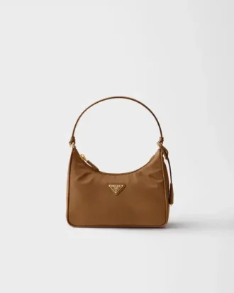 Bolso mini Prada Re-Edition 2005 de Re-Nylon y Saffiano