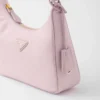 Bolso mini Prada Re-Edition 2005 de Re-Nylon y Saffiano