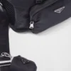 Bolso para mascotas de Re-Nylon y cuero Saffiano Bolso para mascotas de Re-Nylon y cuero Saffiano