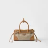 Bolso pequeño Bonnie de Prada en lino y cuero Bolso pequeño Bonnie de Prada en lino y cuero