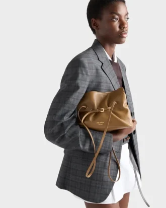 Bolso pequeño Dada de Prada en piel napa
