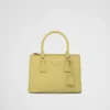 Bolso pequeño de piel de avestruz Prada Galleria Bolso pequeño de piel de avestruz Prada Galleria