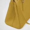 Bolso pequeño de piel de avestruz Prada Galleria Bolso pequeño de piel de avestruz Prada Galleria