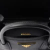 Bolso pequeño doble de piel Saffiano de Prada Double Bolso pequeño doble de piel Saffiano de Prada Double