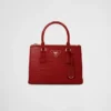 Bolso pequeño Prada Galleria de piel de cocodrilo Bolso pequeño Prada Galleria de piel de cocodrilo