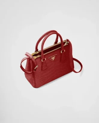 Bolso pequeño Prada Galleria de piel de cocodrilo Bolso pequeño Prada Galleria de piel de cocodrilo