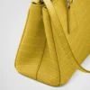 Bolso pequeño Prada Galleria de piel de cocodrilo Bolso pequeño Prada Galleria de piel de cocodrilo