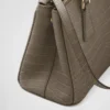 Bolso pequeño Prada Galleria de piel de cocodrilo Bolso pequeño Prada Galleria de piel de cocodrilo