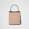 Bolso pequeño Prada Panier de piel Saffiano