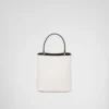 Bolso pequeño Prada Panier de piel Saffiano Bolso pequeño Prada Panier de piel Saffiano