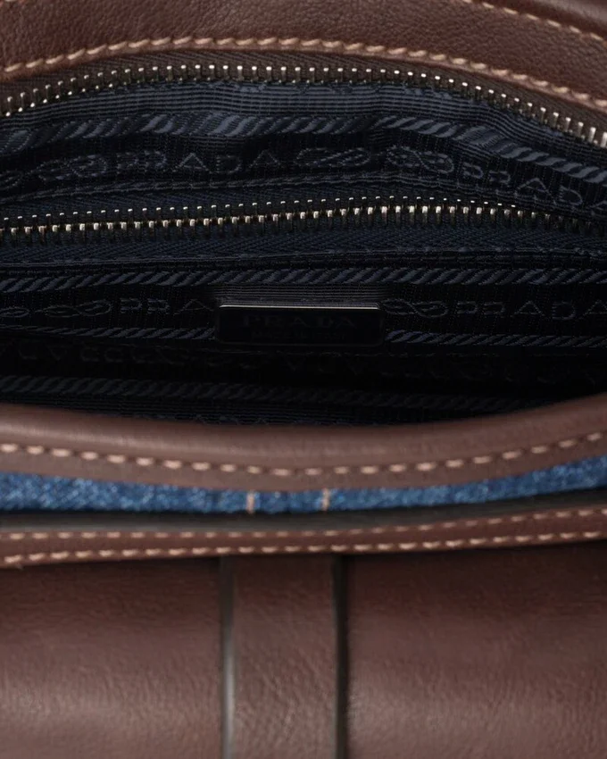 Bolso Prada Bonnie mediano de denim y cuero Bolso Prada Bonnie mediano de denim y cuero