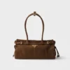 Bolso Prada Bonnie mediano de piel de nubuck Bolso Prada Bonnie mediano de piel de nubuck