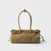 Bolso Prada Bonnie mediano de piel de nubuck Bolso Prada Bonnie mediano de piel de nubuck