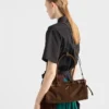 Bolso Prada Bonnie mediano de piel de nubuck Bolso Prada Bonnie mediano de piel de nubuck
