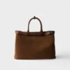 Bolso Prada Buckle de gamuza con cinturón Bolso Prada Buckle de gamuza con cinturón