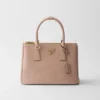 Bolso Prada Galleria mediano de piel Saffiano Bolso Prada Galleria mediano de piel Saffiano
