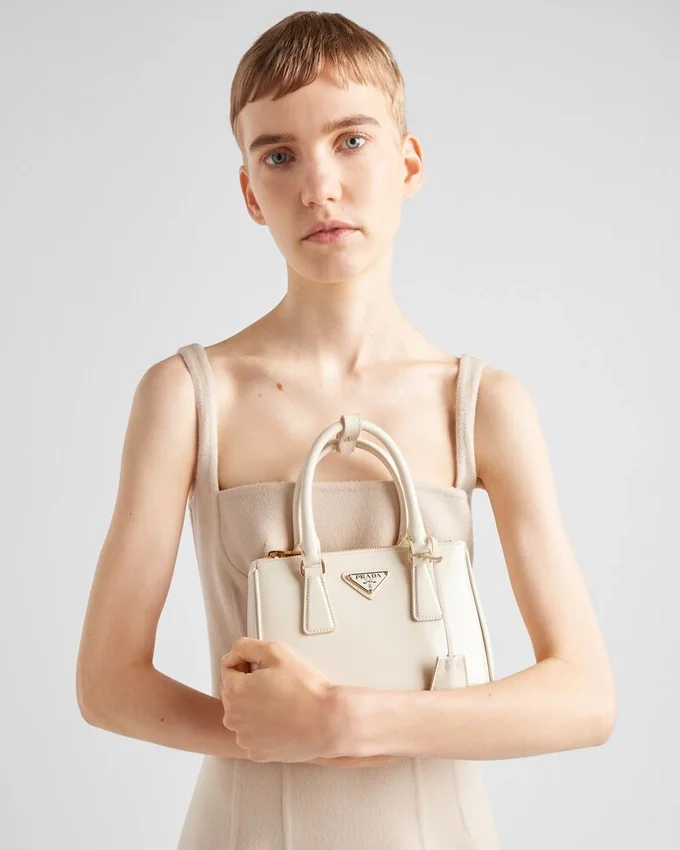 Bolso Prada Galleria Mini de charol Bolso Prada Galleria Mini de charol