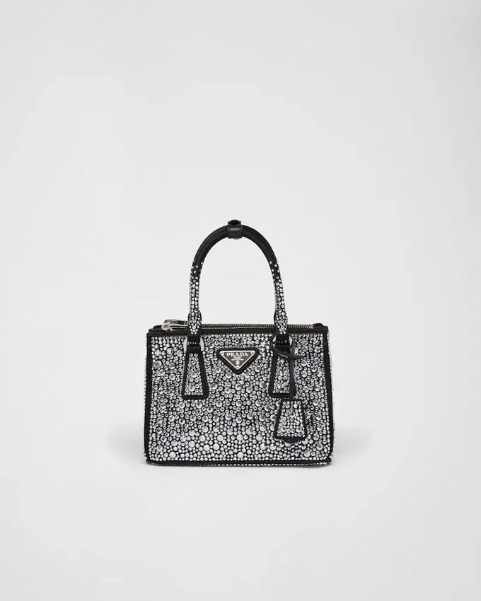 Bolso Prada Galleria Mini de satén con cristales Bolso Prada Galleria Mini de satén con cristales