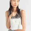 Bolso Prada Panier Mini de piel de oveja Bolso Prada Panier Mini de piel de oveja