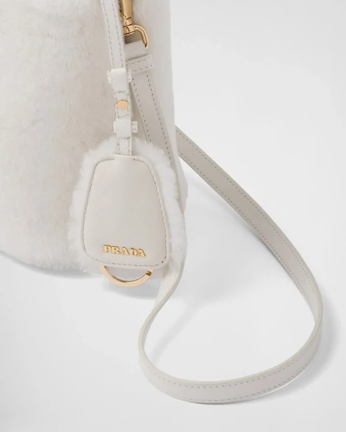 Bolso Prada Panier Mini de piel de oveja Bolso Prada Panier Mini de piel de oveja