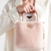 Bolso Prada Panier Mini de piel de oveja Bolso Prada Panier Mini de piel de oveja