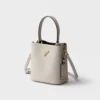 Bolso Prada Panier Mini de piel Saffiano Bolso Prada Panier Mini de piel Saffiano