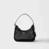 Bolso Prada Re-Edition 2005 de malla y piel cepillada Bolso Prada Re-Edition 2005 de malla y piel cepillada