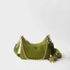 Bolso Prada Re-Edition 2005 de Re-Nylon y piel Saffiano con charm