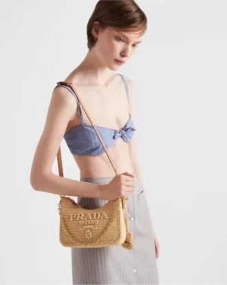 Bolso Prada Re-Edition Mini Crochet Bolso Prada Re-Edition Mini Crochet