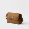 Bolso Prada Traveller mediano acolchado de Re-Nylon