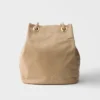 Bolso tipo cubo grande Prada Mariner de Re-Nylon Bolso tipo cubo grande Prada Mariner de Re-Nylon
