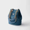 Bolso tipo cubo pequeño de gamuza Prada Mariner