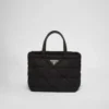 Bolso tote acolchado de Re-Nylon Bolso tote acolchado de Re-Nylon