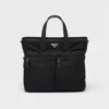 Bolso tote de Re-Nylon y cuero Saffiano Bolso tote de Re-Nylon y cuero Saffiano