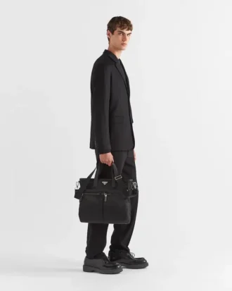 Bolso tote de Re-Nylon y cuero Saffiano Bolso tote de Re-Nylon y cuero Saffiano